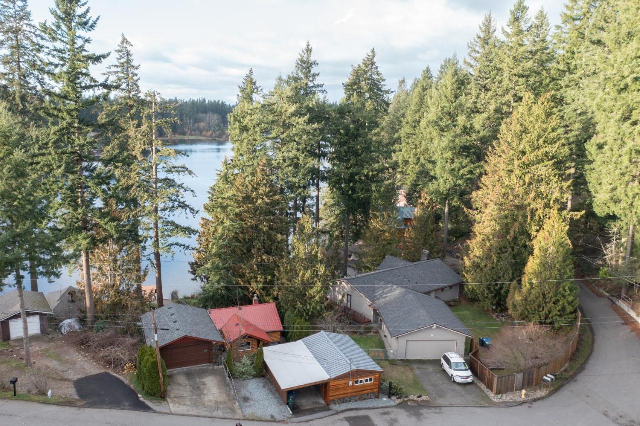Koi Story Cabin On The Lake - Waterfront, Near Bike Trail メイプルバレー  エクステリア 写真