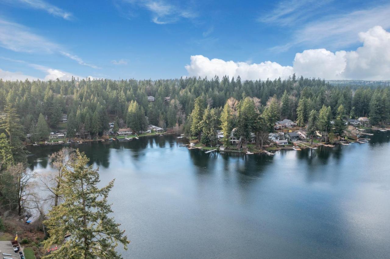 Koi Story Cabin On The Lake - Waterfront, Near Bike Trail メイプルバレー  エクステリア 写真