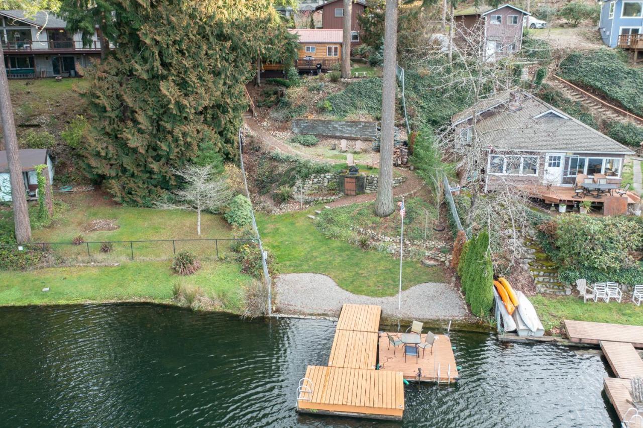 Koi Story Cabin On The Lake - Waterfront, Near Bike Trail メイプルバレー  エクステリア 写真